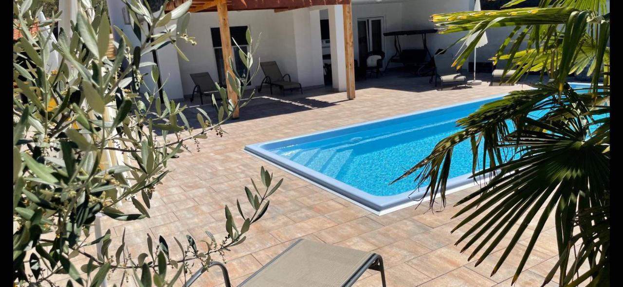 Villa Mira ***** Pinezici  Luaran gambar