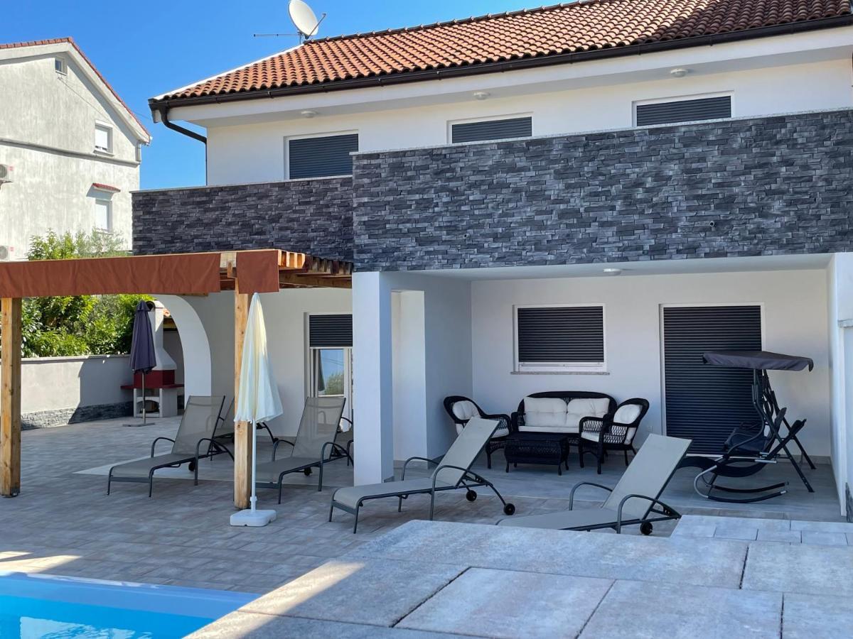 Villa Mira ***** Pinezici  Luaran gambar